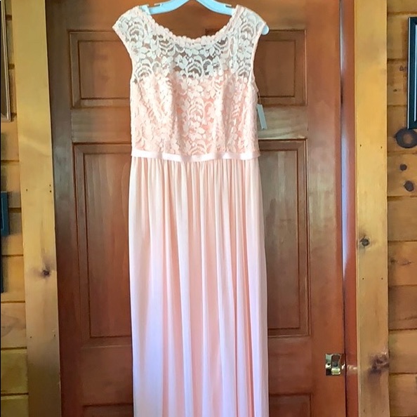Brand New Gown Sz 10